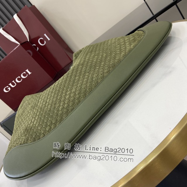 Gucci專櫃古馳最新款Body雙鎖扣中號肩背包 jh2039型號：815924